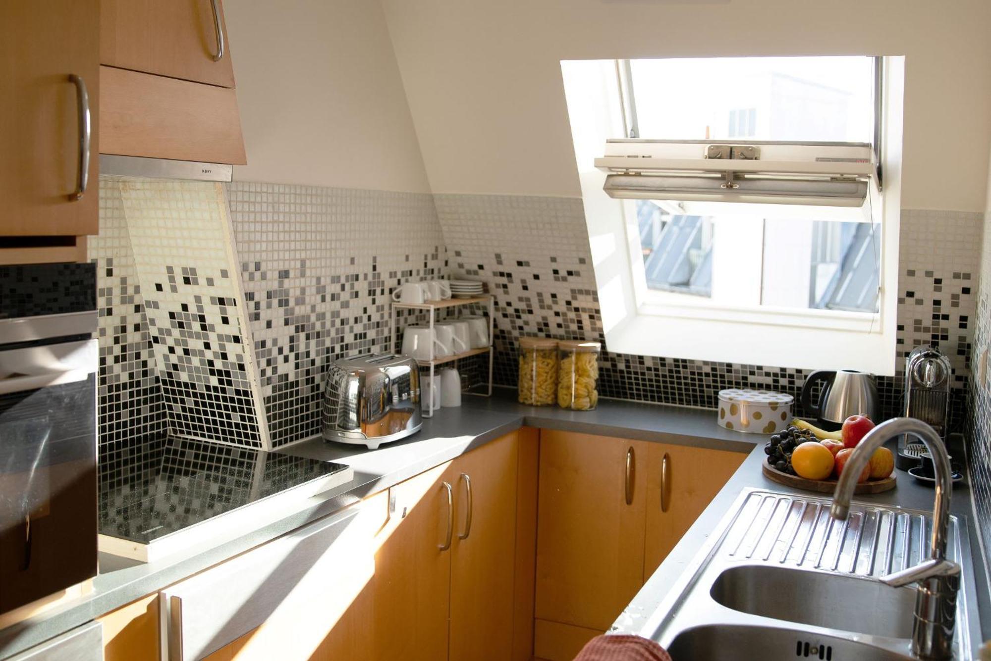 شقة باريس  في Eiffel 2Br Avenue المظهر الخارجي الصورة